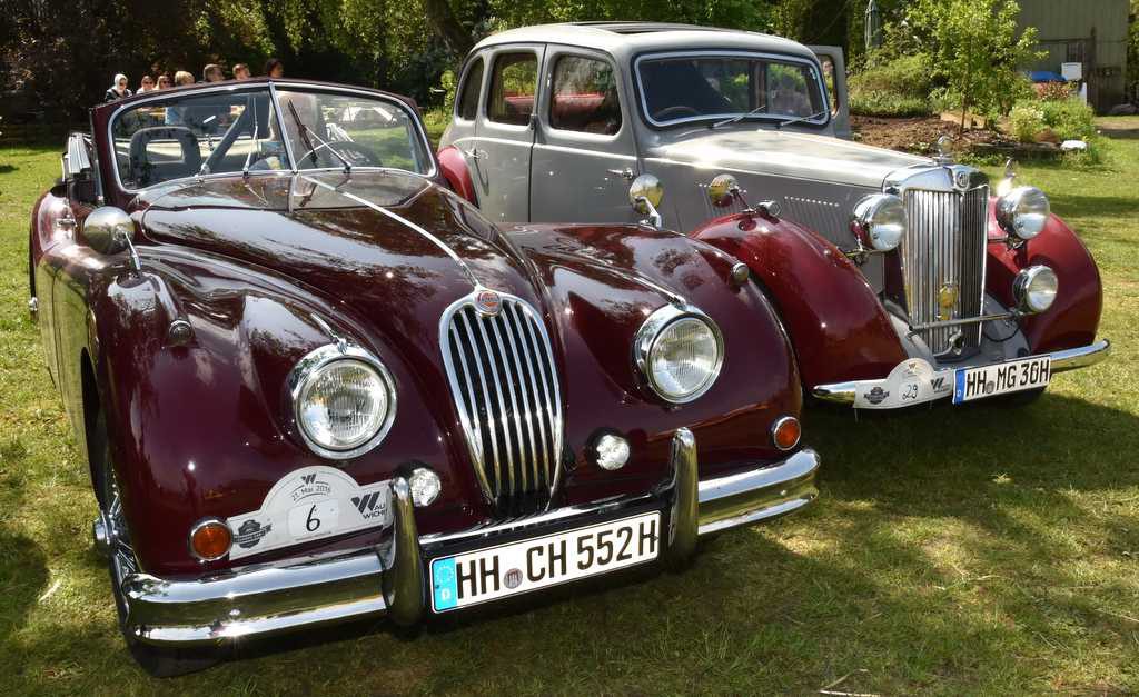 Britisches Duett Jaguar und MG