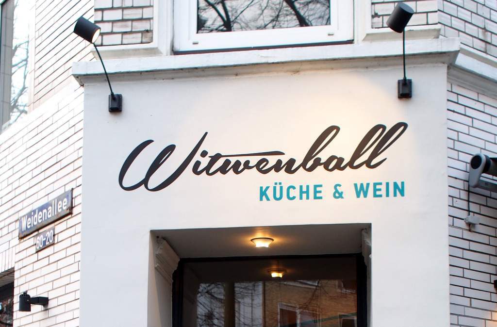 Witwenball im Schanzenviertel