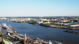 Hamburg Blick auf die Elbe