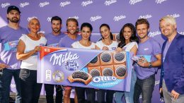Promis beim Milka Oreo Sandwich House-Running Contest