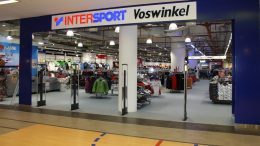 Ladenansicht der Filiale von Intersport Voswinkel in der Hamburger Meile