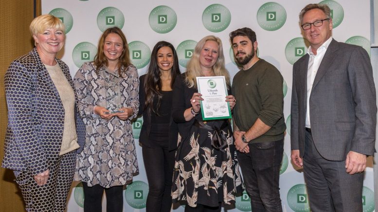 Gruppenbild bei der Verleihung des DEICHMANN-Förderpreis für Integration 2019