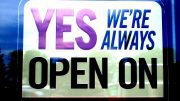 US Schild: Yes we are open