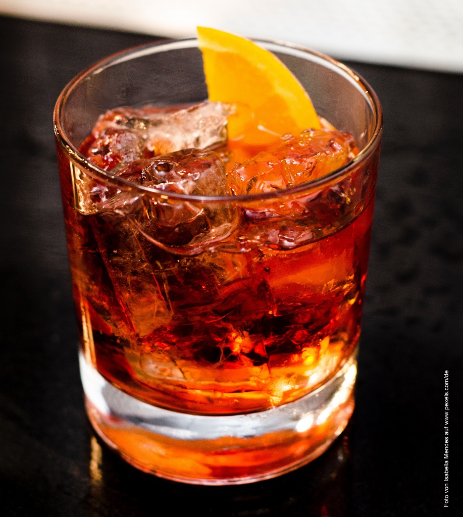 Negroni Cocktail in einem Glas